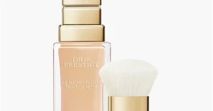 Kem Nền Dior Prestige le Micro-Fluide Teint de Rose SPF25 30ml