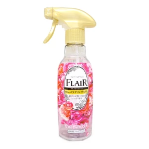 Xịt thơm và làm phẳng quần áo Flair KAO 270mL