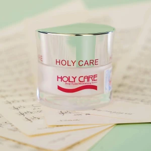 Quà tặng: Bông tẩy trang Kem dưỡng trắng da collagen ngọc trai rong biển Holy Care