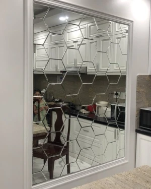 Gương Bỉ ghép tường phòng khách