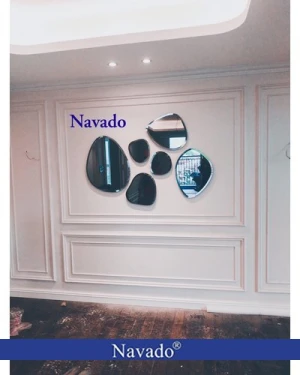 Gương ghép tường phòng khách Bãi đá