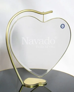 Gương khung inox trái tim cho bàn trang điểm Emilia