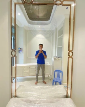 Gương trang trí phòng khách cao cấp