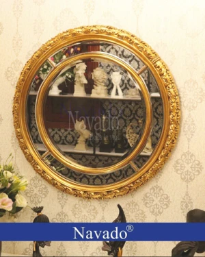 Gương treo tường phòng khách Aura