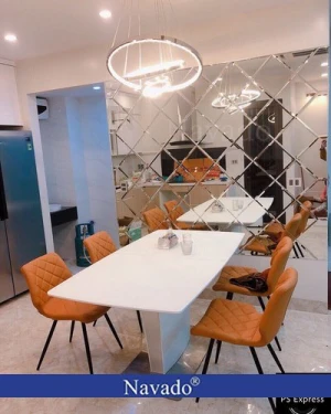 Nội thất đẹp với gương ghép quả trám