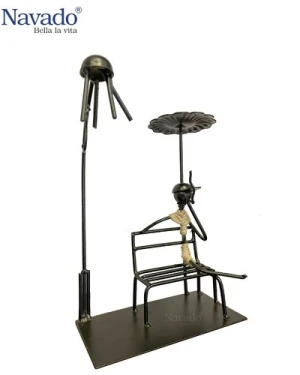 Sản phẩm decor bằng thép trưng bày The Boy