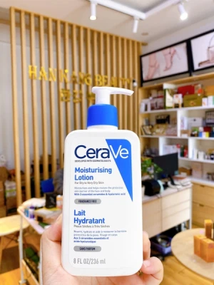 Sữa dưỡng ẩm mặt và body, phục hồi cho da khô, da nhạy cảm CeraVe Moisturizing Lotion 236ml