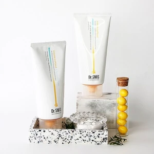 Sữa Rửa Mặt Dạng Kem Bọt Mịn Dr.SMiS Vitamin Capsule Cleansing Foam 300ml