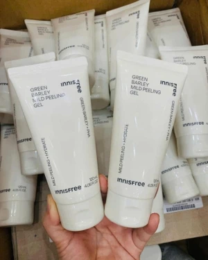 Tẩy Da Chết Innisfree Green Barley Gommage Peeling Mask 120ml