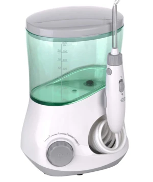 Máy tăm nước Rio DCIC, 4 vòi xịt chuyên dụng giúp chăm sóc răng miệng hiệu quả.