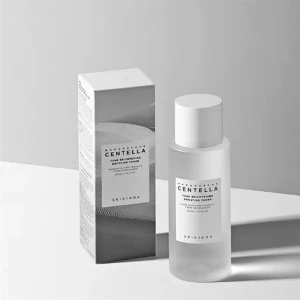 Nước Hoa Hồng Dưỡng Sáng Da Skin1004 Madagascar Centella Tone Brightening Boosting Toner (210ml)