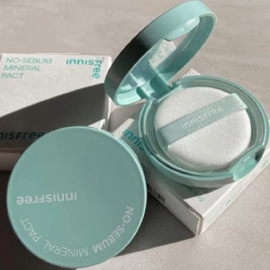 Phấn Phủ Nén Kiềm Dầu Innisfree No Sebum Mineral Pact 8.5g
