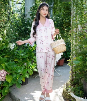 Đồ bộ mặc nhà pijama lụa tay lửng quần dài màu hồng