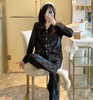 Đồ Ngủ Lụa Satin Chất Lượng Cao, vải mặc Thoải Mái, Mềm Mại, Bền, Đẹp